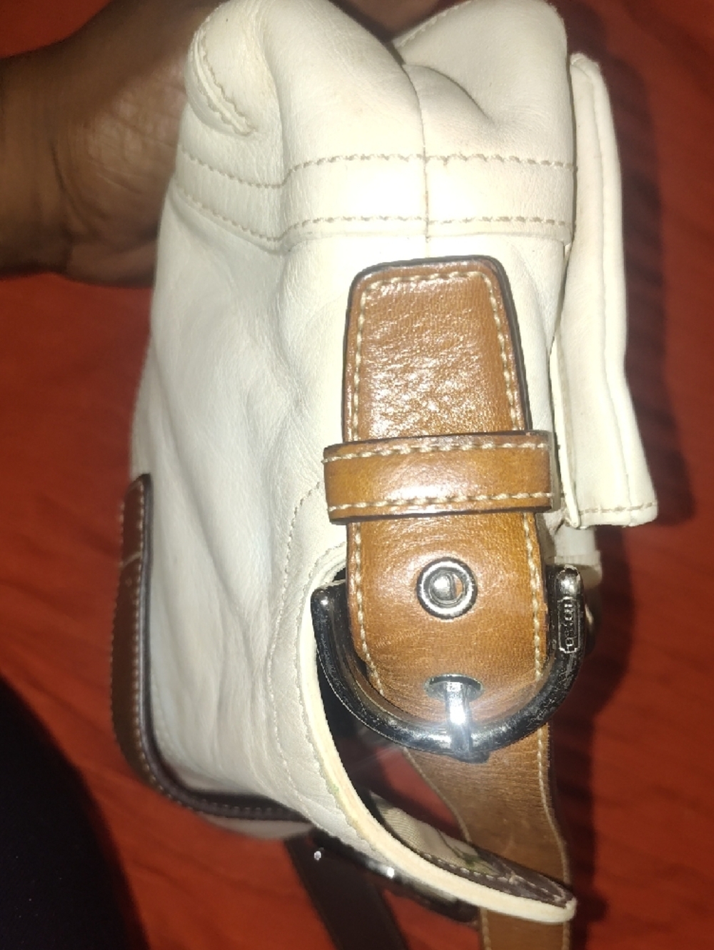 Coach White Leather Shoulder Bag with Brown Trim - Picture 6 of 8